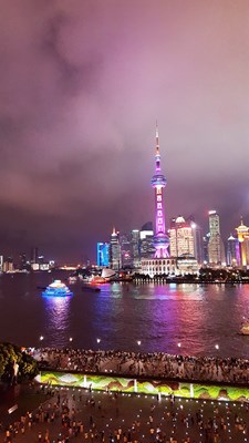 凌晨兩點的上海 Galaxy S6極限暗光街拍