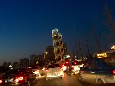 堵車。。。