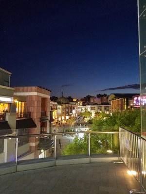 夜色的藍港