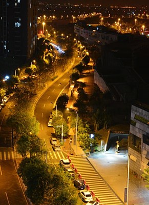 夜初靜