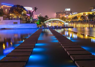 張家港市中心谷瀆港公園夜景