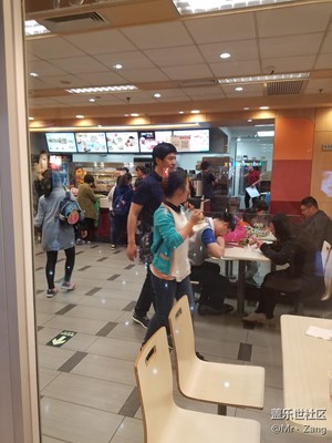 【勞動者的歌】+南京+KFC服務(wù)員