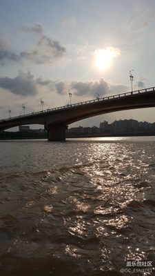 愛不一樣 留住剎那
