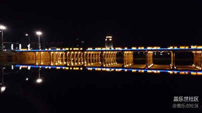 靜謐的夜色大河橋