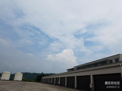 屬于我們的天空，就是這么的美。