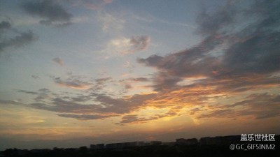 晚霞
