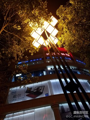 隨便拍的，不是專業(yè)攝影人士，不要噴，哈哈哈
