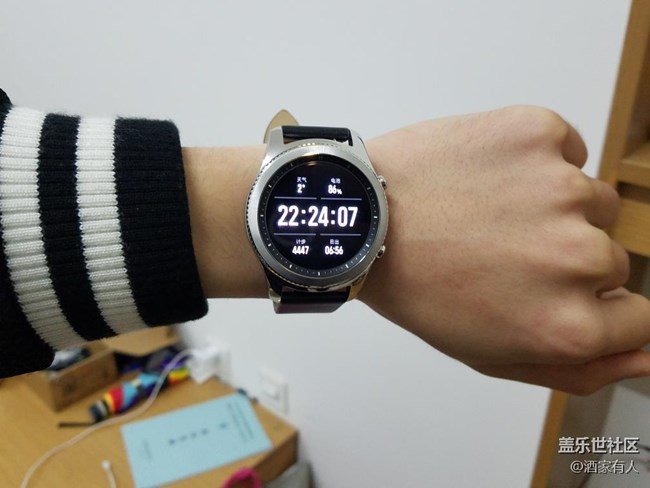 【用科技智造時(shí)間】GEAR S3到手！真是大愛！