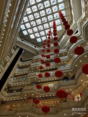年味+天津+人來(lái)人往迎新年