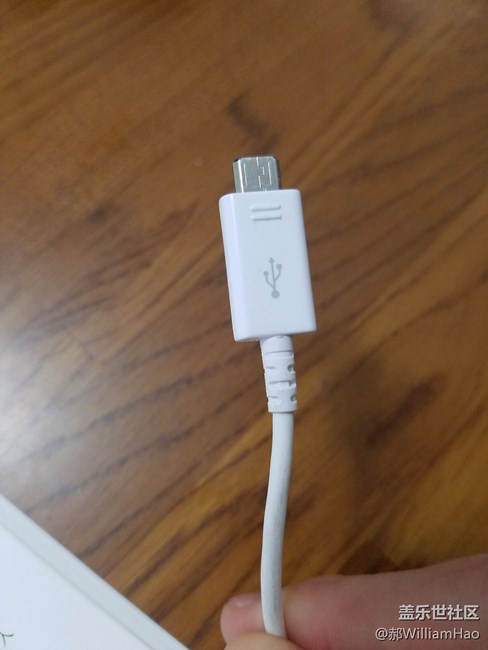 S7直屏充電時數(shù)據(jù)線小頭端發(fā)熱