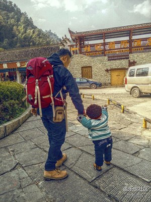 大手牽小手