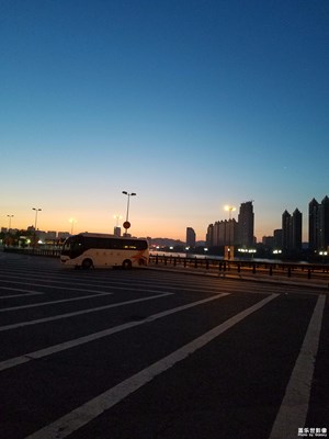 凌晨