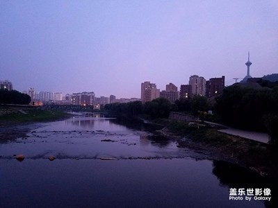 夜幕降臨