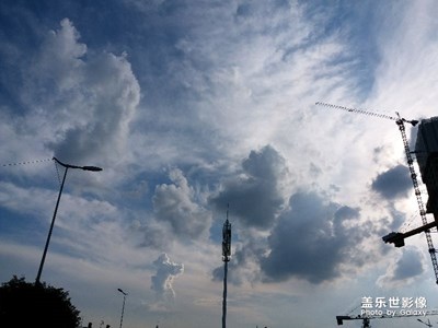 藍(lán)天和白云