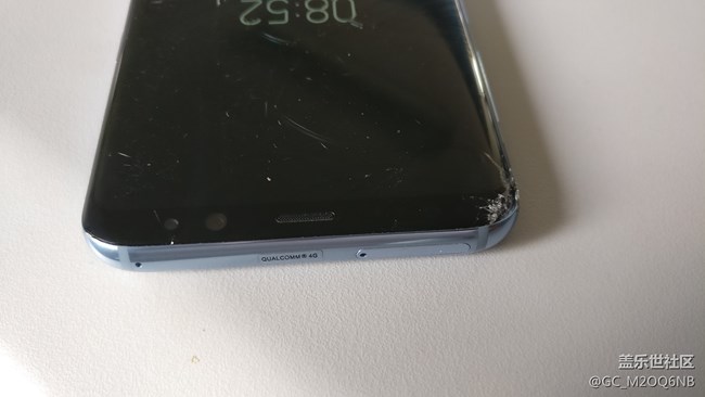 s8+換金屬邊框多少錢？慘不忍睹啊
