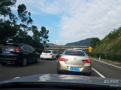 節(jié)假日，還是不出門好。