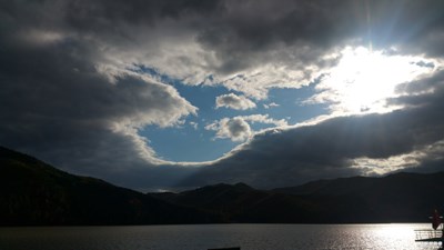 《吃喝玩樂(lè)》+躲避人群之假期日常