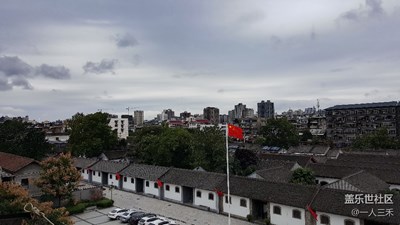 這天陰的