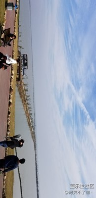 釣魚實(shí)拍哦。天超藍(lán)