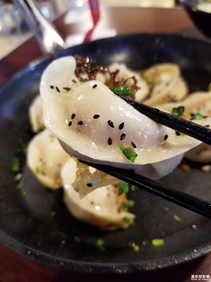 《一日三餐》+驢肉拌面，鍋貼小餛飩牛肉粉絲