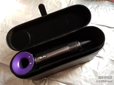 和女朋友吃喝玩樂