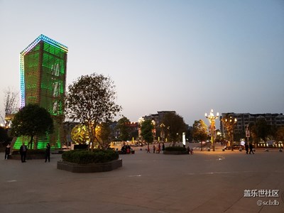 小城夜景