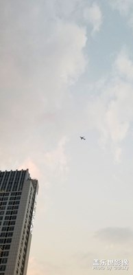 難道一定有錢才快樂？