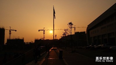 國旗下的黃昏