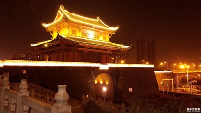 【中國最美瞬間】+ 夜拍起義門