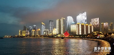 s8+拍的夜景