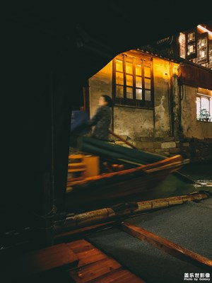 【中國最美瞬間】+詩的槳櫓潑刺著前世的細浪