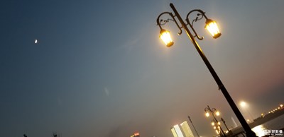 再來(lái)一波夜拍