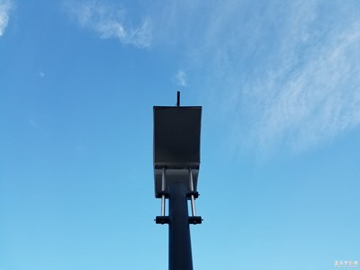 晴空萬里，