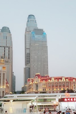天津站前廣場