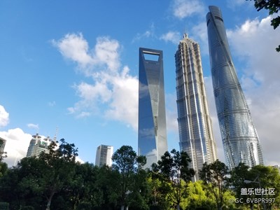 上海陸家嘴，相機還是很給力的，天氣也特別好