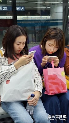 隨拍美女