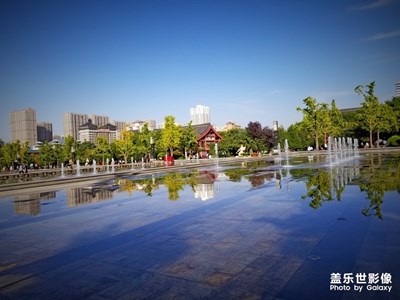 水中倒影