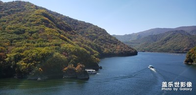 山湖游覽