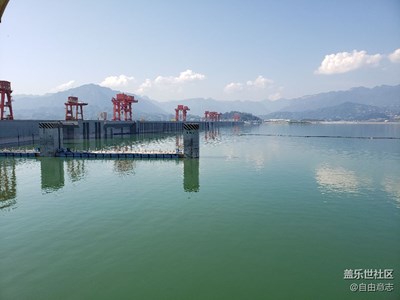關(guān)鍵時候彰顯牛9的拍照水平！宜昌三峽大壩