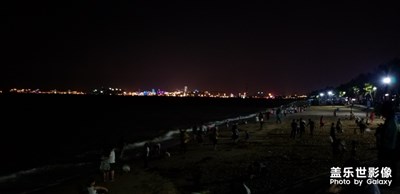 椰風(fēng)海韻醉游人