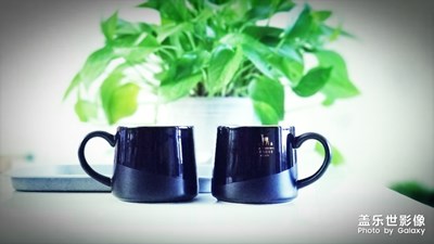 一對(duì)杯