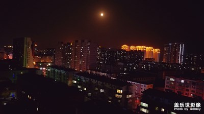 夜色撩人??