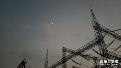 一輪明月