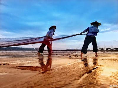 【為中國(guó)添色】+ 霞浦北兜海灘漁家女