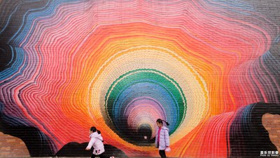 游春圖