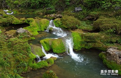 山間小溪