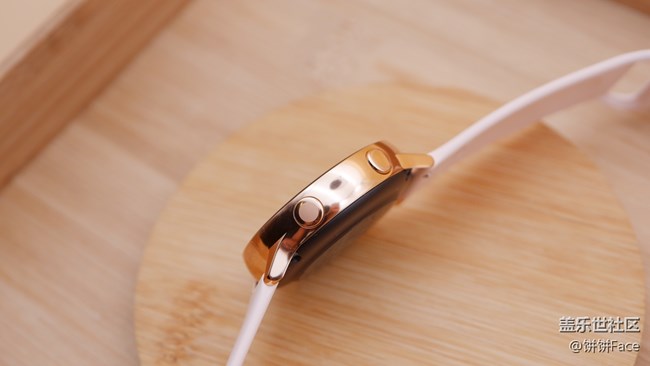 精致有型 三星Galaxy Watch Active美圖賞