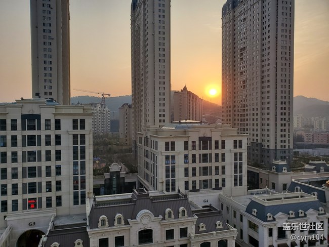 猜猜哪邊是自帶相機(jī)哪邊是谷歌相機(jī)