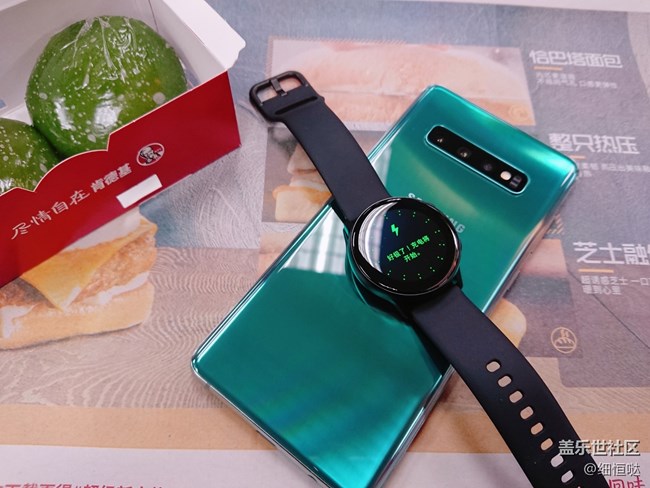 簡(jiǎn)短S10+小介紹