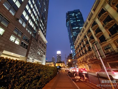 夜拍來一波，還是很好的